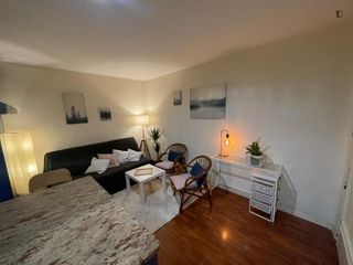 Apartment in Guindalera