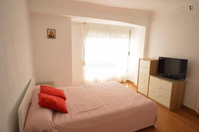 Foto fc980bb1-72c1-49bd-b63f-e004b1b4f875. Miete appartement in Mont Olivet Valencia