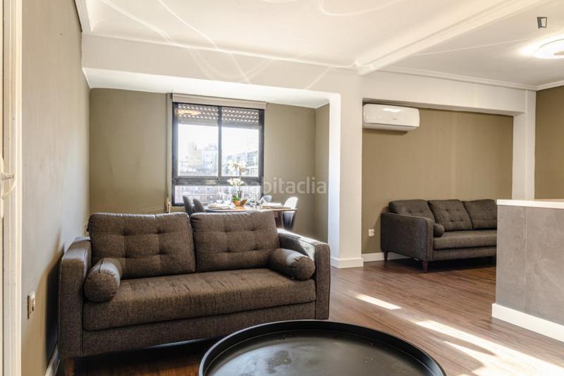 Foto 6d7b9701-50dd-4941-b899-822f1b406e2a. Lloguer apartament a Mont Olivet Valencia