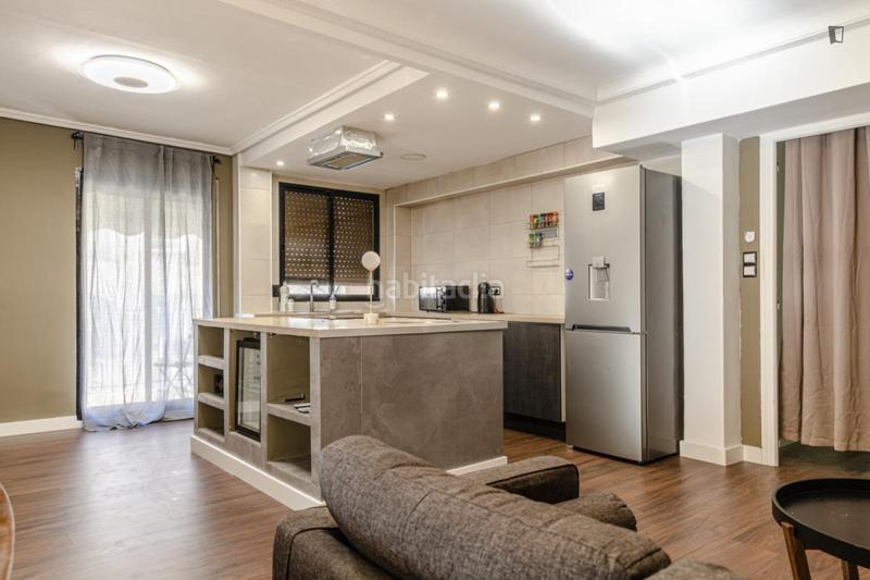 Foto eecb3d56-3e27-43de-9c48-dd9318ba41a0. Alquiler apartamento en Mont Olivet Valencia