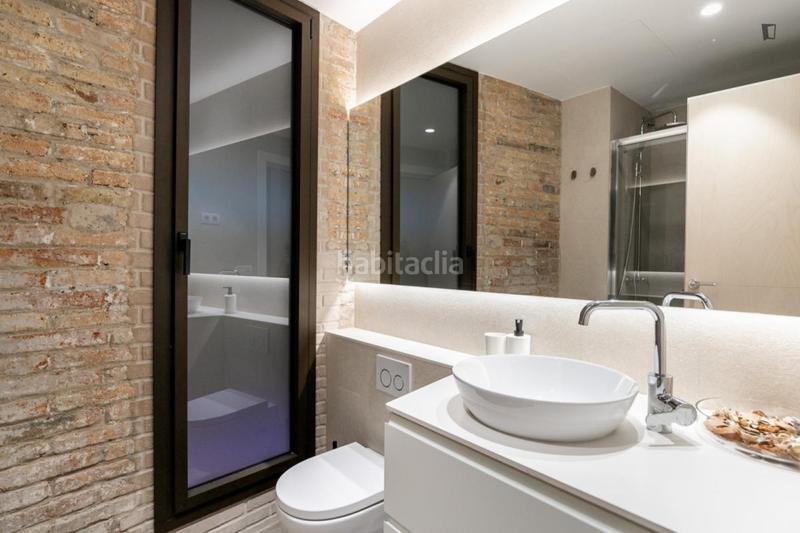 Foto ae64c122-5e9a-4699-8f2f-3a31a013aa0b. Alquiler apartamento en Poblenou Barcelona