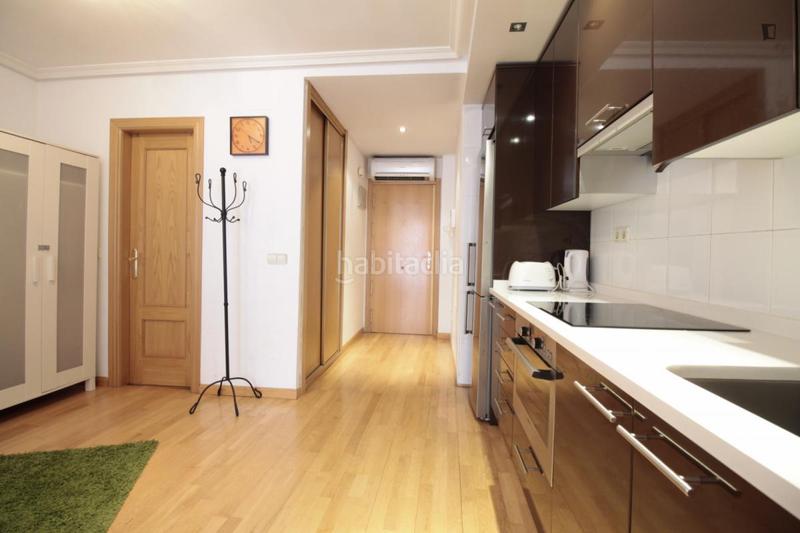 Foto 6812befb-80dc-4d2c-a779-e8d7e54a6e8e. Rent studio in Valdeacederas Madrid