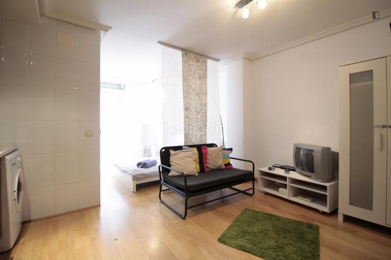 Foto ecd81279-e320-4da8-ab01-a8b00bf742b3. Miete studiowohnung in Valdeacederas Madrid