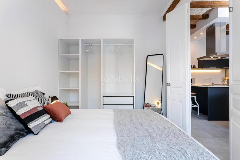 Foto 80dc2438-8292-4984-8013-89233986eece. Lloguer apartament amb calefacció a Sant Antoni Barcelona