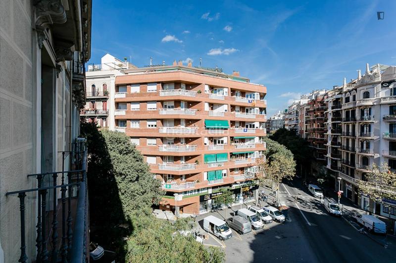 Foto 84804e73-f036-49e4-8a50-d2662ddddbee. Lloguer apartament amb calefacció a Sant Antoni Barcelona