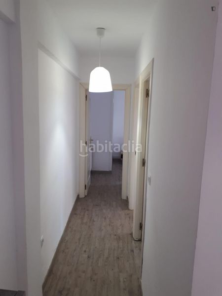 Foto 4ca0572c-4565-4271-9795-a5227e65b957. Lloguer apartament amb calefacció a Los Castros Santander
