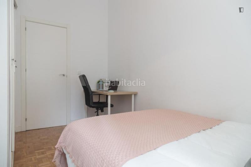 Foto 2b4ae85f-42d8-4d37-bd65-1ae10177ec4d. Location appartement dans Argüelles Madrid