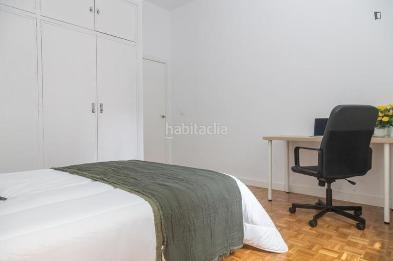 Foto fc7811f4-8e85-4137-b5d4-ab5291fd91b3. Miete appartement in Argüelles Madrid