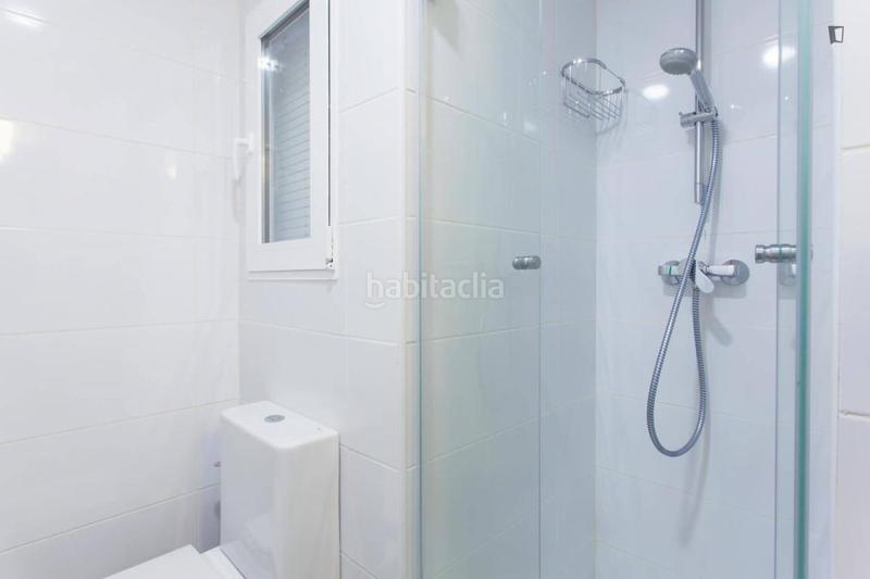 Foto bdc115eb-6af8-45e2-aee7-00ec2ab0129c. Alquiler apartamento en Barceloneta Barcelona