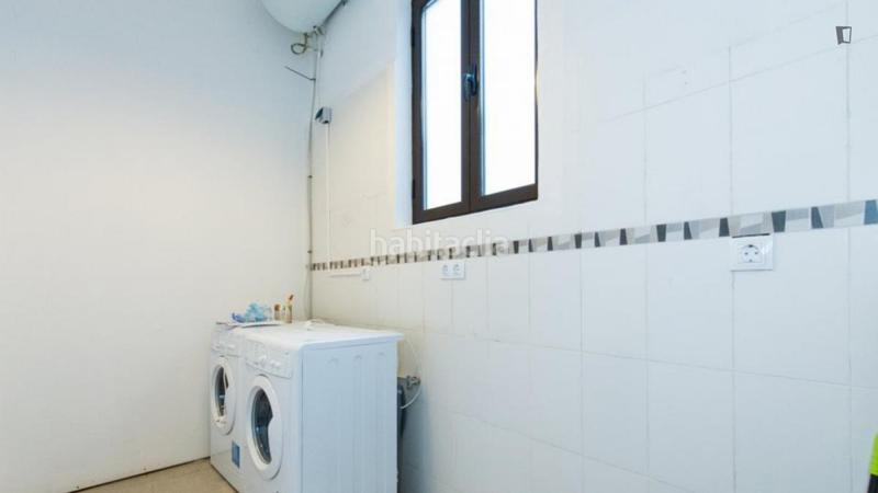 Foto 874c3408-ca33-4994-b0d2-dd057caf4209. Lloguer estudi amb calefacció a San Matías - Realejo Granada