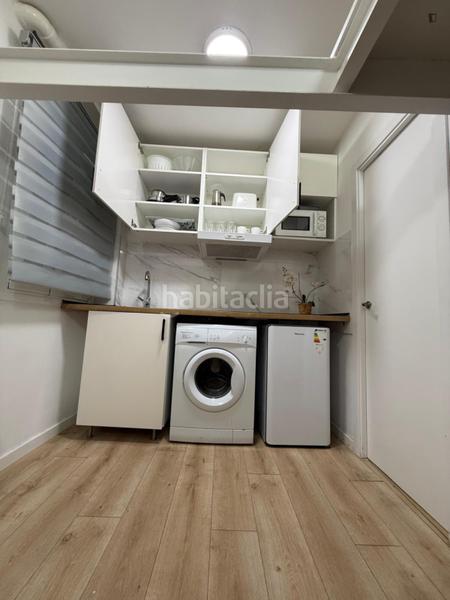 Foto d0c3a967-63cf-4e98-bf98-a625fb001fc7. Alquiler estudio en Embajadores-Lavapiés Madrid