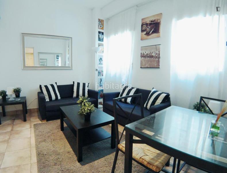 Foto d6bb1283-88e0-4a3b-9135-48c8f0a87ec1. Alquiler apartamento en Bellas Vistas Madrid