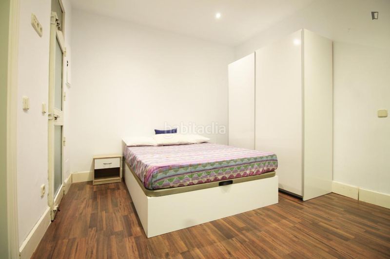 Foto b406dd28-7f11-4fd3-86ed-1faa72269339. Location studio dans Goya Madrid