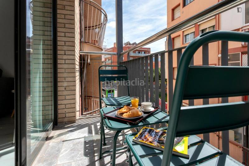 Foto 2dc832ea-fb08-4b48-b612-4b1f86f2ff1f. Lloguer apartament amb calefacció a Collblanc Hospitalet de Llobregat (L´)