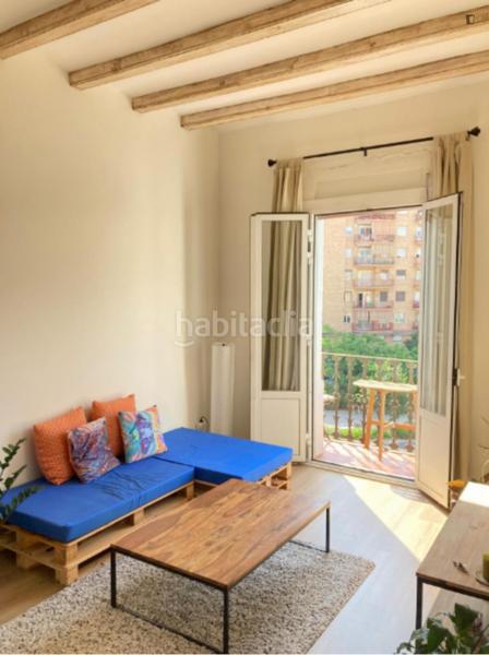 Foto fe9da50f-8b11-492c-ae22-9903de2178ce. Miete appartement in El Camp de l´Arpa del Clot Barcelona