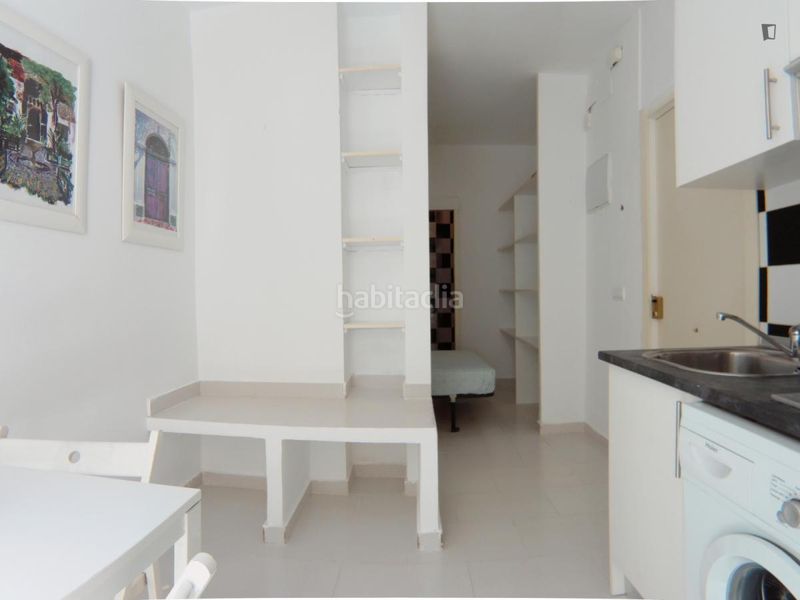 Foto 1005a141-b976-4c27-90a7-8d5ea845a099. Location studio dans Puerta del Ángel Madrid