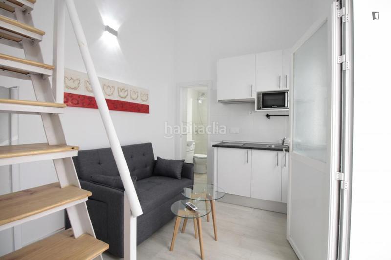 Foto 8d8602a6-e117-42c1-9513-69d547765fd8. Lloguer apartament a Zofío Madrid