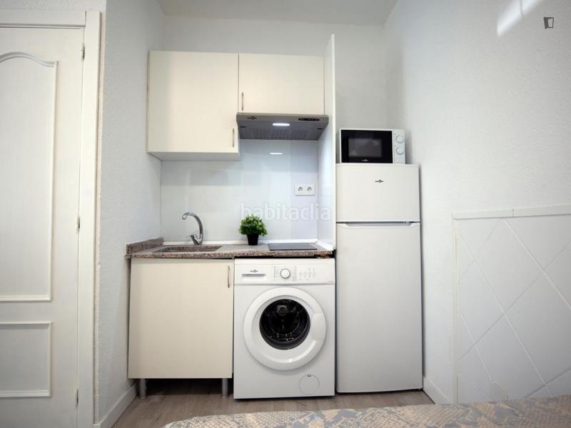 Foto 5a14ad22-1108-4b87-8577-af9b68e82fac. Alquiler estudio en Villaverde Alto Madrid