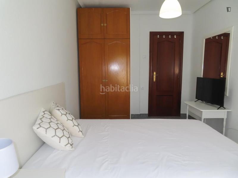 Foto 5951d86c-8c13-424a-88be-98a411d7cc59. Alquiler apartamento en Aiora Valencia