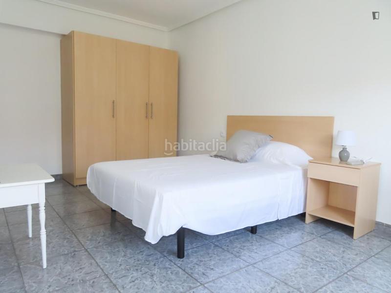 Foto 667dba21-6d37-40eb-a512-30766178c236. Alquiler apartamento en Aiora Valencia
