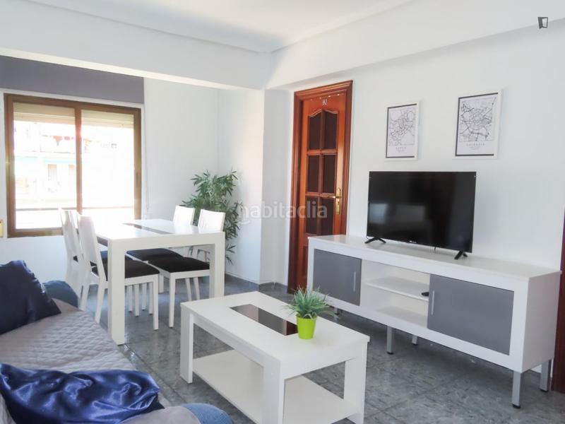 Foto a067526c-3cdb-473f-adc0-a48c552d90ec. Alquiler apartamento en Aiora Valencia