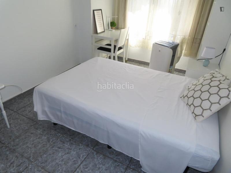Foto ddc83dd9-5a93-4644-af84-adfd0502f807. Alquiler apartamento en Aiora Valencia