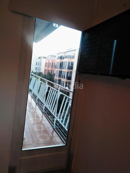 Foto d2bcae9c-90e6-456d-bf3b-366193060881. Lloguer estudi a La Creu del Grau Valencia