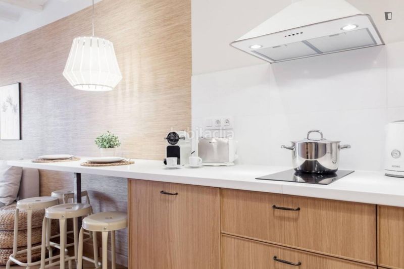 Foto eeb10be0-30de-414b-97f3-e2edc2550790. Alquiler apartamento en Gòtic Barcelona