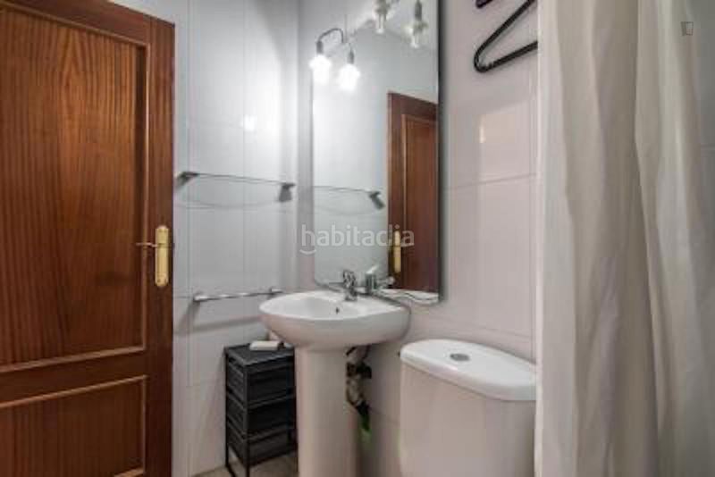 Foto a1bc8b3a-86c9-45e2-a5fd-d9fc309e7510. Lloguer casa a Centre Sabadell