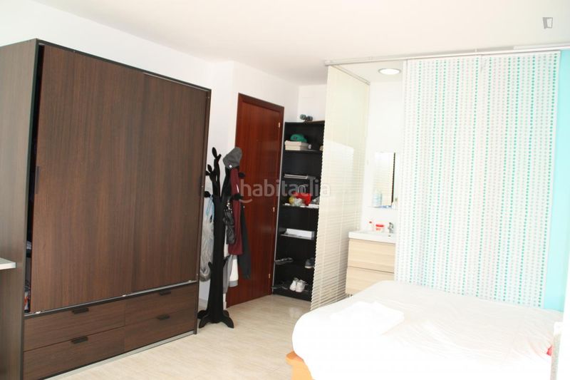 Foto 63edb838-4e5b-48b3-9bbc-147b9a767dc7. Location maison dans Centre Sabadell