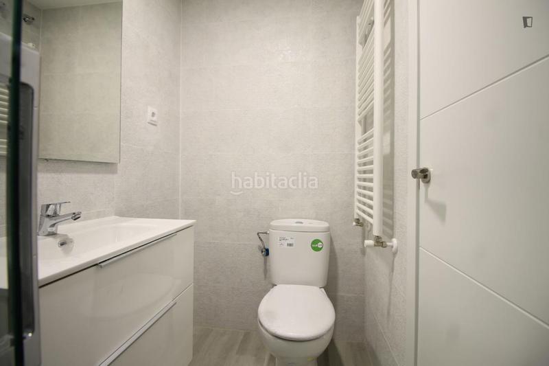 Foto 1f0b9864-c8d3-4b0e-99fe-d52510b01945. Alquiler apartamento en Almendrales Madrid