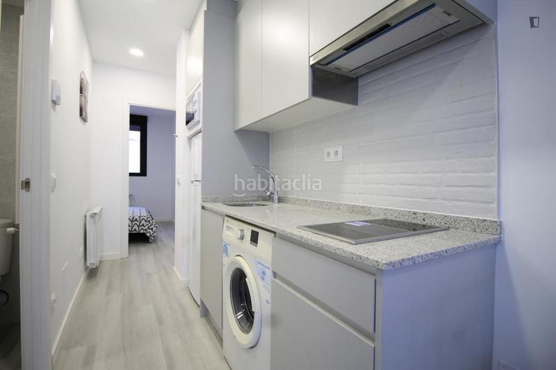 Foto 58bd5f45-7f51-4c70-b6f5-271b584d05ee. Alquiler apartamento en Almendrales Madrid