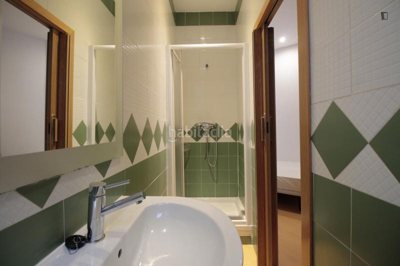 Foto 1f3a3561-f70c-49e9-971a-858f16c7fbef. Lloguer apartament a Sol Madrid