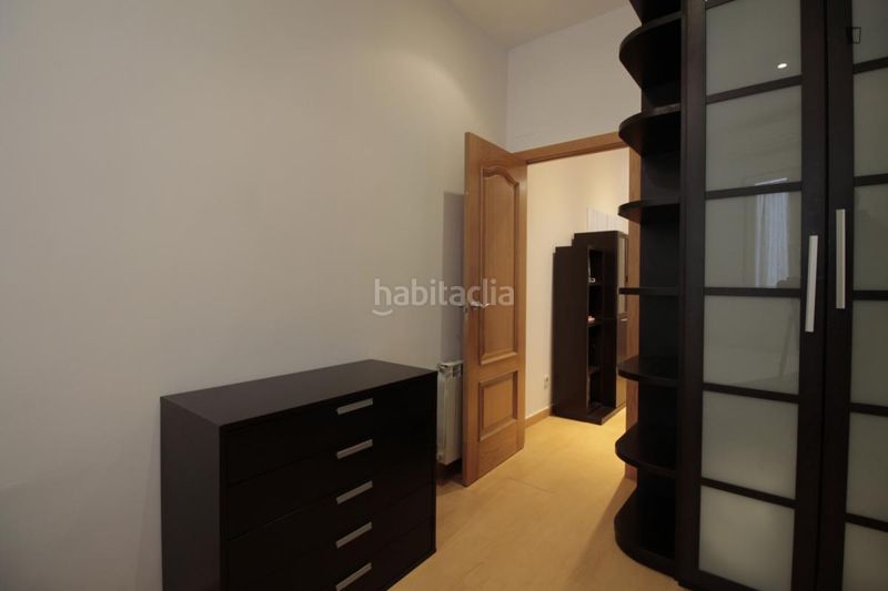 Foto acb8c168-59c9-49d1-953b-607b49ddaa03. Location appartement dans Sol Madrid