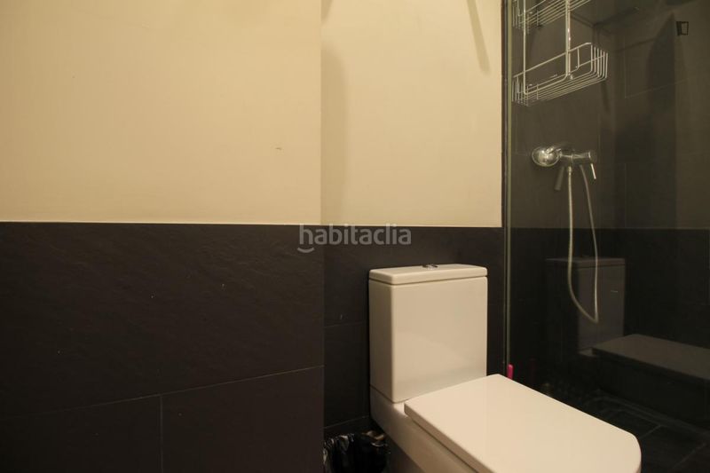 Foto a5da1101-8d11-477d-be41-452007461a94. Lloguer estudi a Sol Madrid