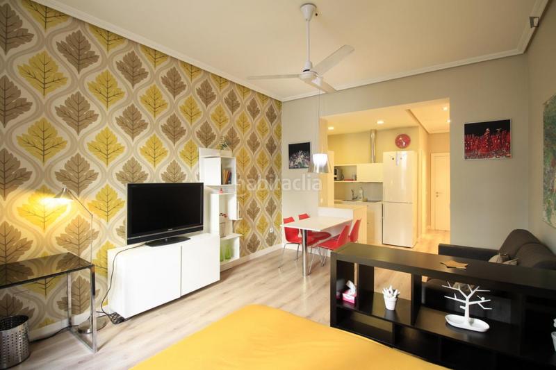 Foto 0268d948-17cb-4e52-8a79-735d5d60d80f. Alquiler estudio en Sol Madrid