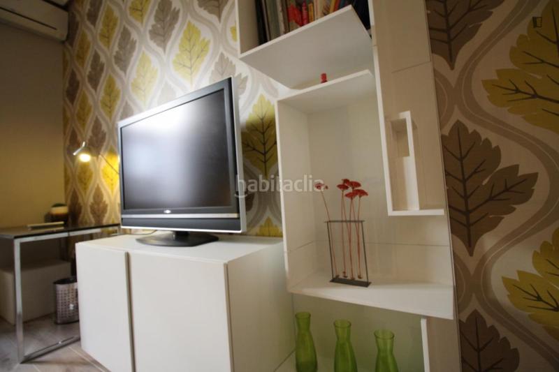 Foto 9990cb87-88d8-466a-95da-57c5a972f9dc. Alquiler estudio en Sol Madrid