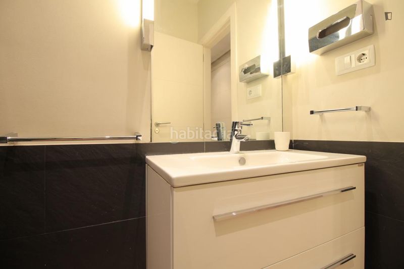 Foto f1078933-f519-4943-a60c-0d317c19a672. Location studio dans Sol Madrid