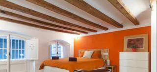Rent Studio in Raval