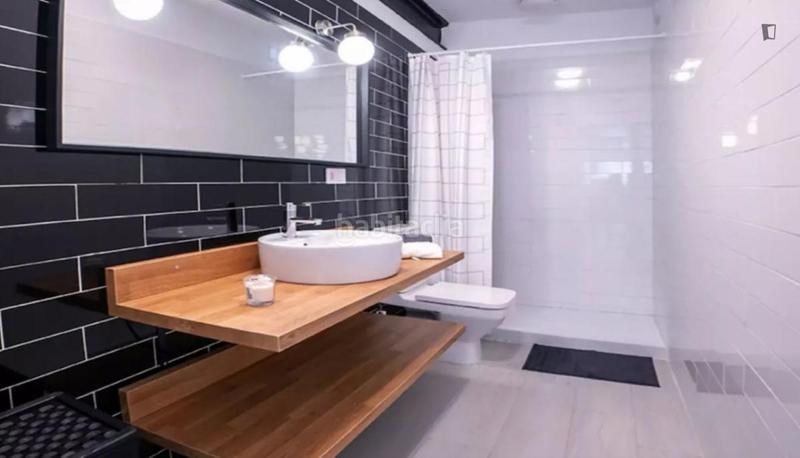 Foto 045c5205-9737-4ec4-81ea-56d217f05e63. Alquiler apartamento en Barrio Benicalap Valencia