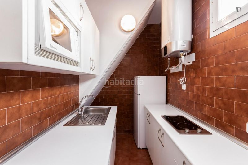 Foto d0170b10-3652-4b61-bddb-7a1c2127008f. Rent studio in Embajadores-Lavapiés Madrid