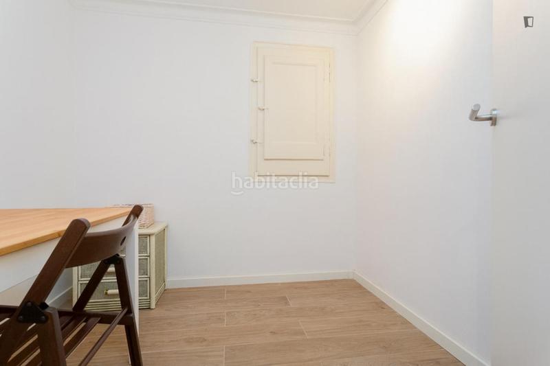 Foto 6e2de3ca-5033-42a0-a3bc-11db1514d46b. Rent apartment with heating in L´Antiga Esquerra de l´Eixample Barcelona