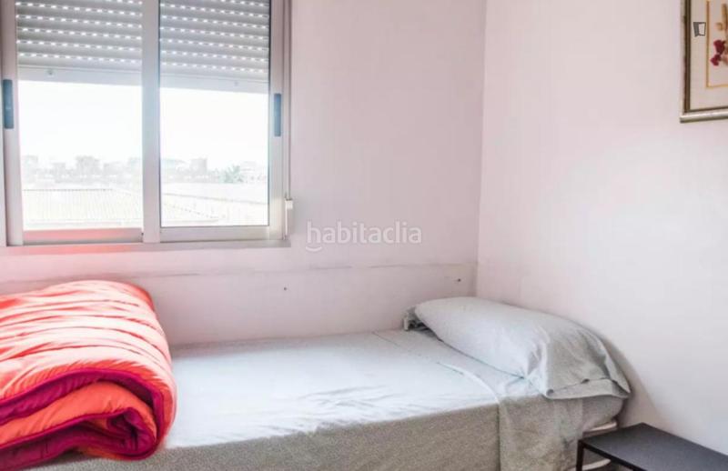 Foto ad994ad9-ec9f-40bf-8419-e8cee561af44. Location appartement dans Malva Rosa Valencia