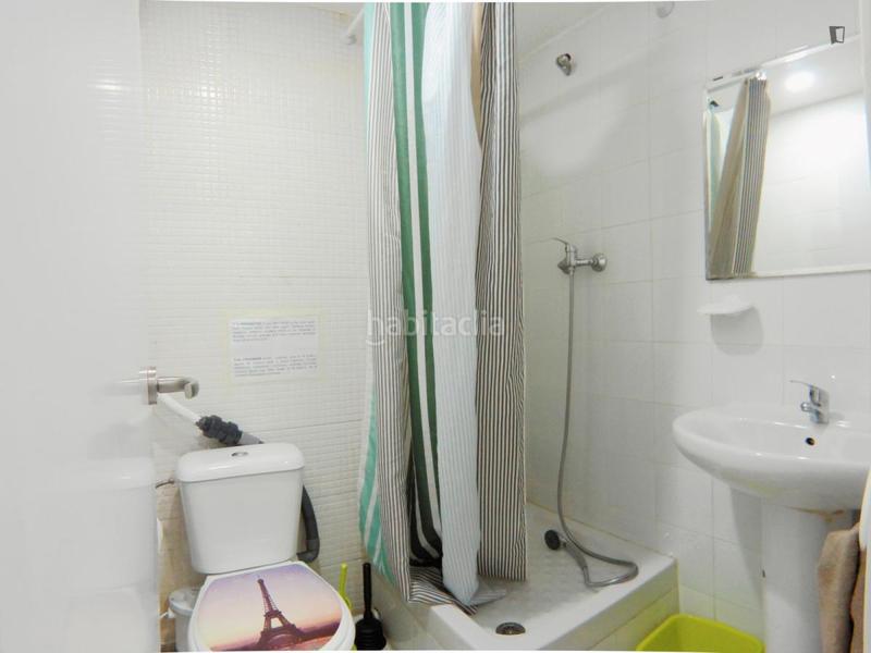 Foto 2075b079-c5af-46a0-9cb7-b5406214eacf. Location appartement dans Puerta del Ángel Madrid