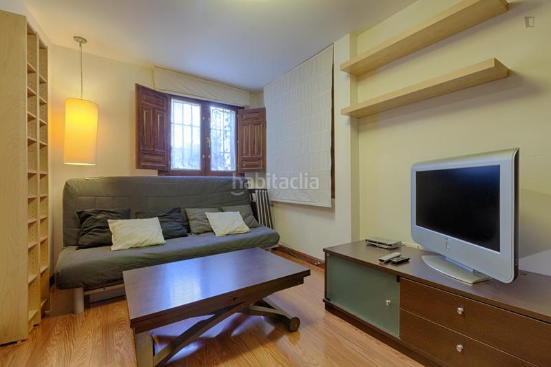 Foto 86cddc3a-2d17-4552-b5e0-cb337833c358. Rent apartment with heating in San Matías - Realejo Granada