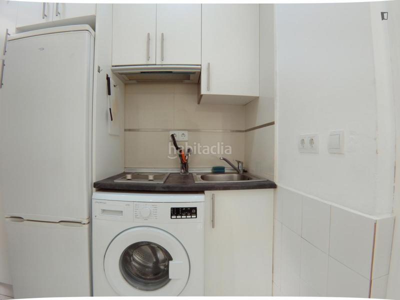 Foto 17b5040a-775f-4fc3-a00c-1ee5d707ebc8. Location appartement dans Puerta del Ángel Madrid