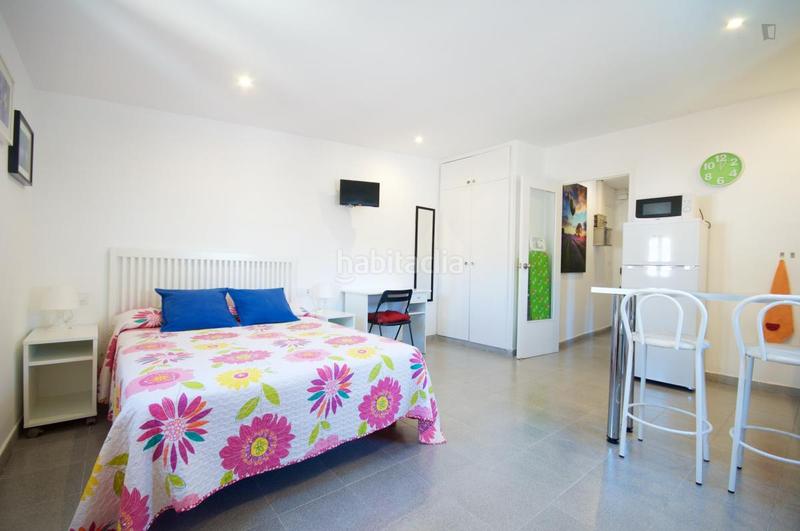 Foto a4d24695-1715-47b8-a0d7-0bacb9f69197. Location studio dans Gòtic Barcelona