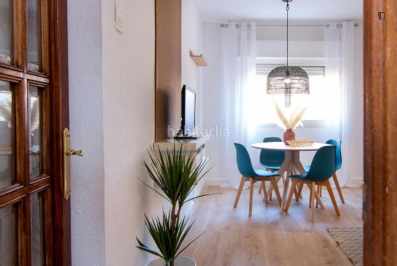 Foto 9f2ee2e3-135e-45d6-bb85-52f25c7b4bf0. Lloguer apartament a San Ildefonso Granada