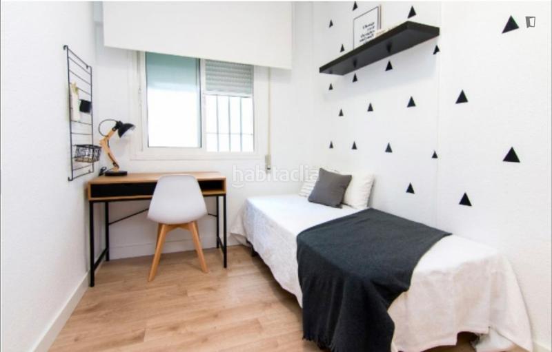 Foto b7a47fb3-e93a-46fd-97f3-f1223b8cc89b. Lloguer apartament a San Ildefonso Granada