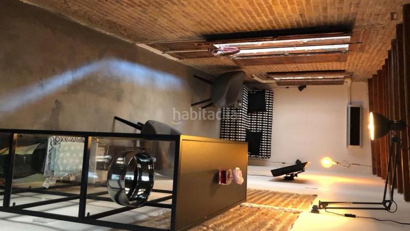 Foto a6356b7f-1a39-4674-a7f2-edddcb1ea06f. Alquiler casa en Sants Barcelona